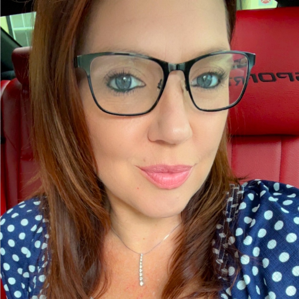 Meet your Posher, Diana